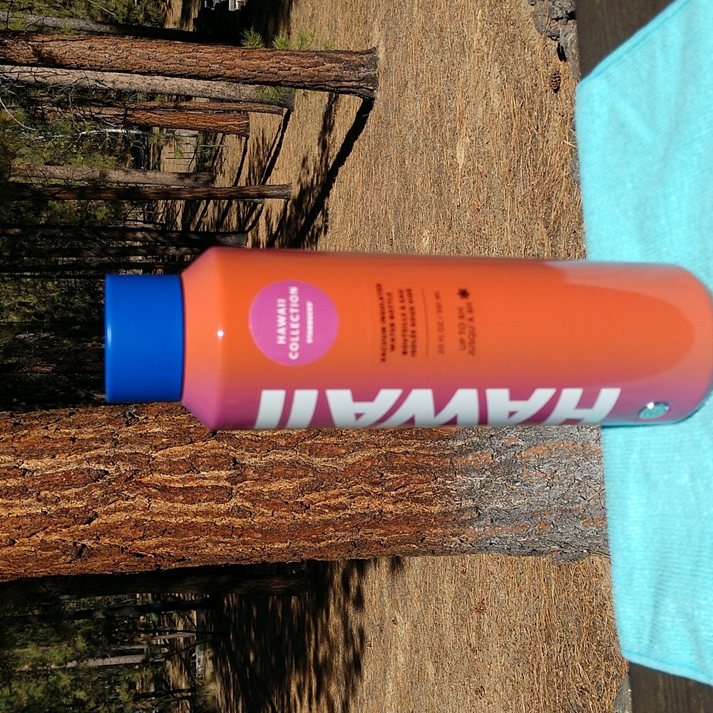 Hawaii Collection Starbucks Vacuum Insulated Water Bottle 20 fl oz